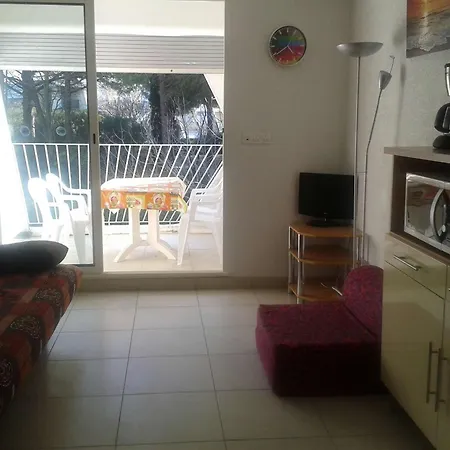 アパート Calme Avec Loggia, A 600m De La Et Proche Commerces - Fr-1-328-93 ラ・グランド・モット